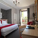 ホテル Le Montegut 3*