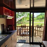 Le Montegut ホテル 3*