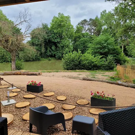 Le Montegut Hotel Coulandon