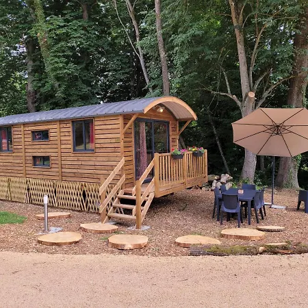 Le Montégut 3*
