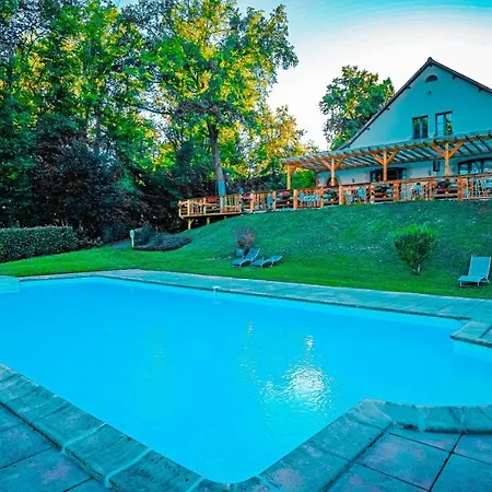 Le Montegut Hotel