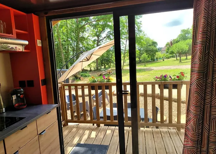 酒店 夏雷蒙特古酒店 3*